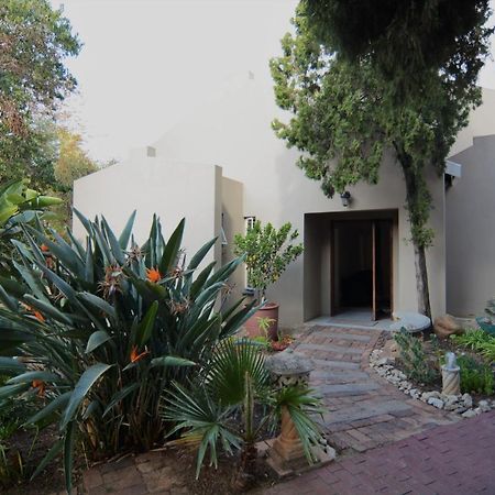 Pta East Guest House Pretoria-Noord Exterior foto